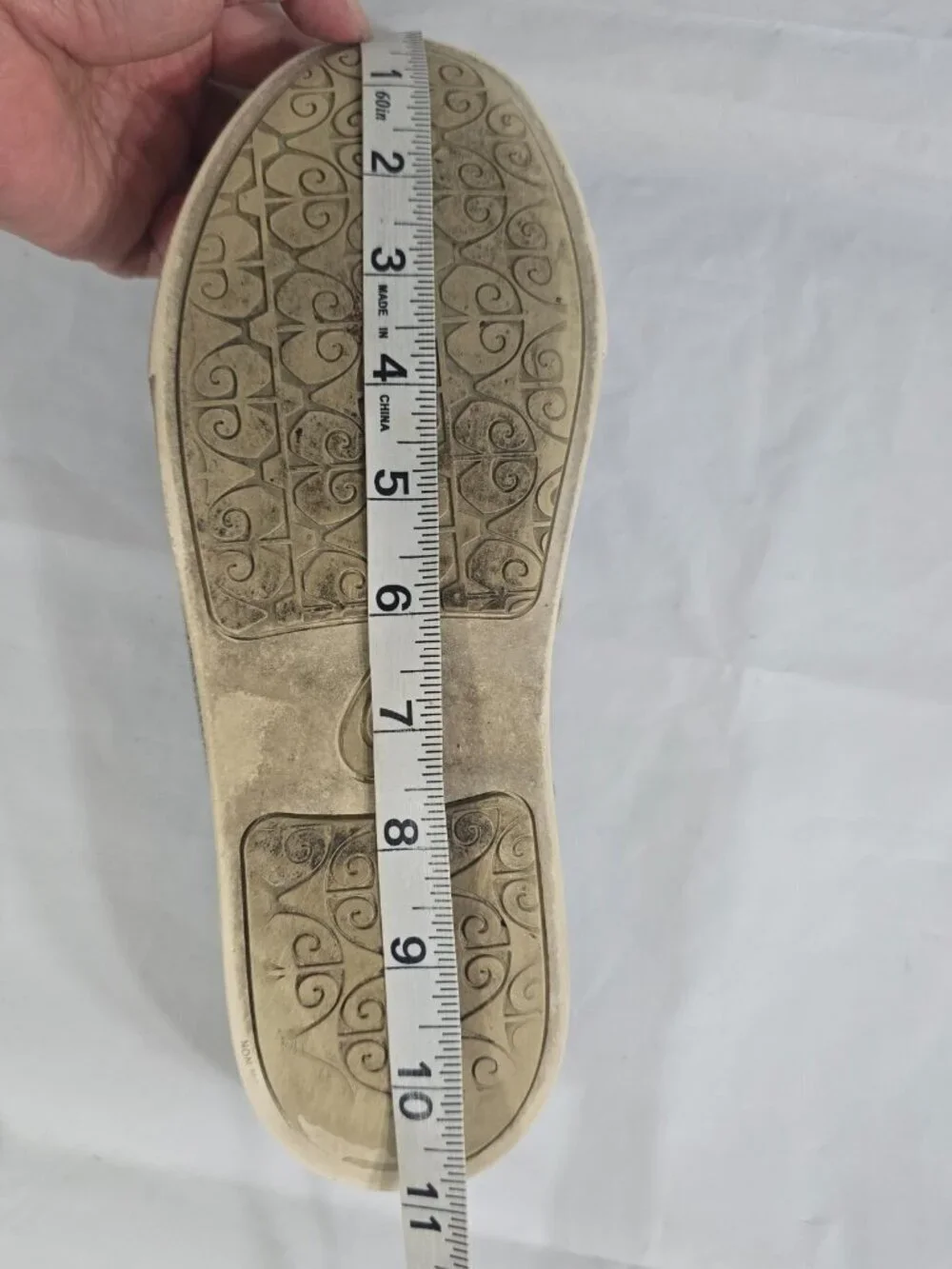Olukai Pehuea Li Tapa Knit Sneakers Women Size 9 Gray Lace Up Travel Resortwear